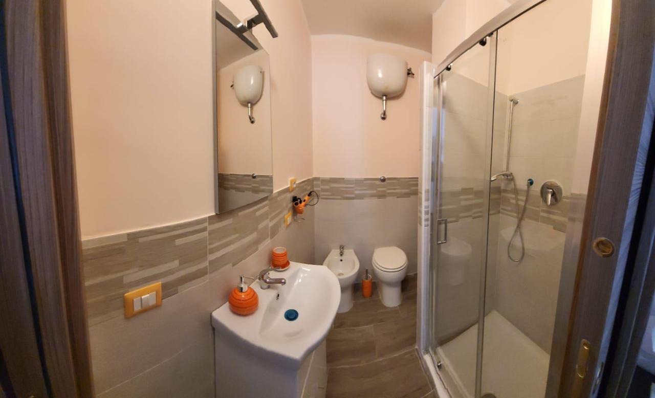 Vacanze Partenopee - San Liborio Napels Buitenkant foto