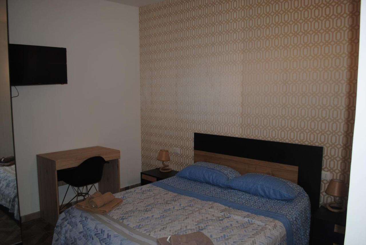 Vacanze Partenopee - San Liborio Napels Buitenkant foto