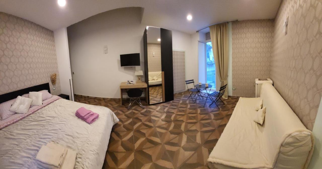 Vacanze Partenopee - San Liborio Napels Buitenkant foto
